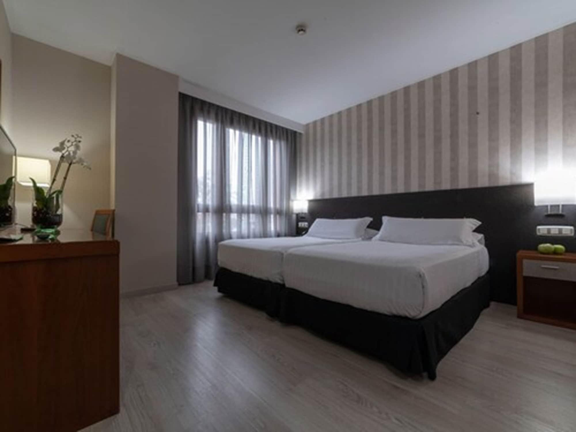 Hotel Plaza Las Matas Las Rozas de Madrid Εξωτερικό φωτογραφία