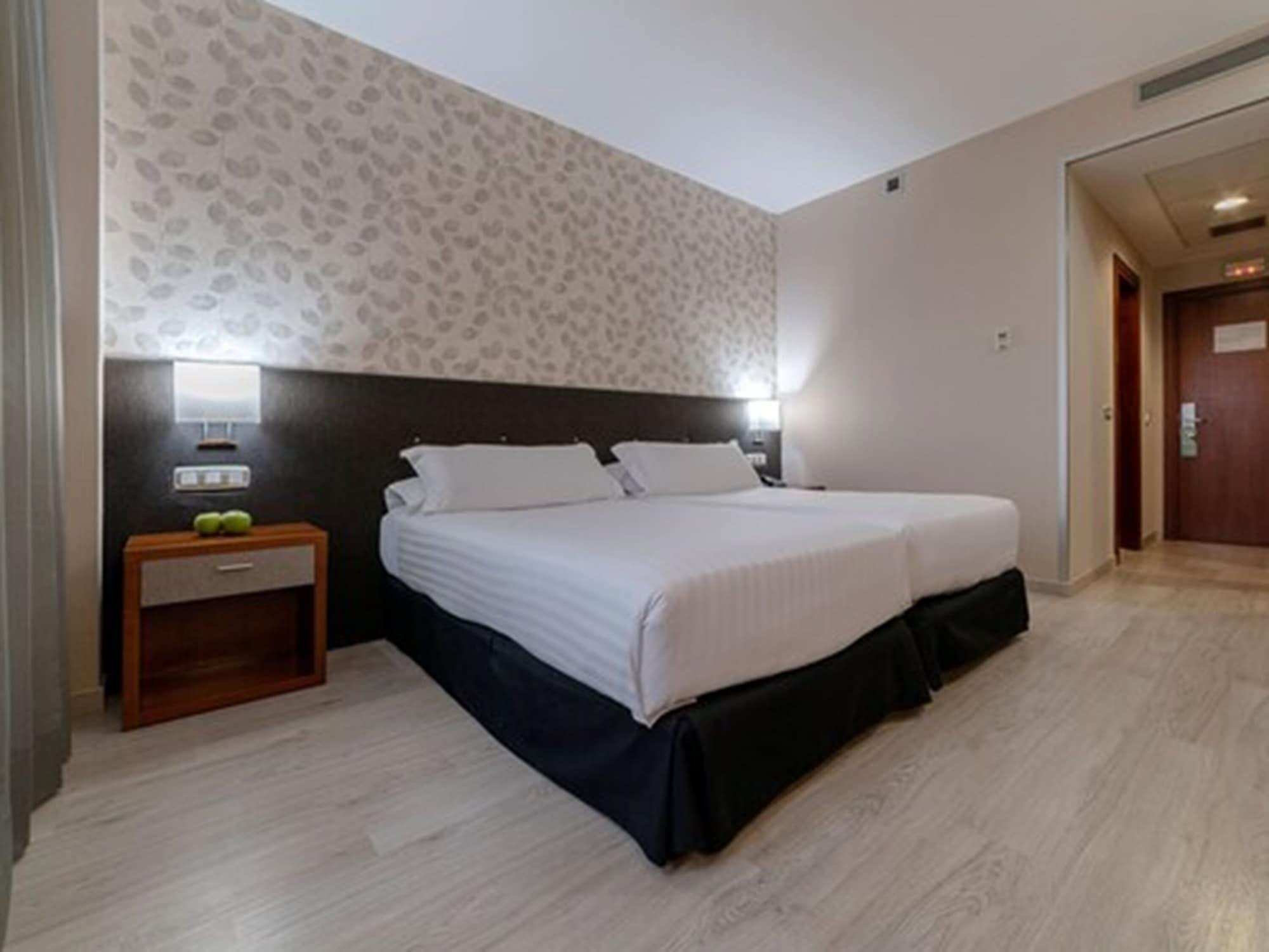Hotel Plaza Las Matas Las Rozas de Madrid Εξωτερικό φωτογραφία