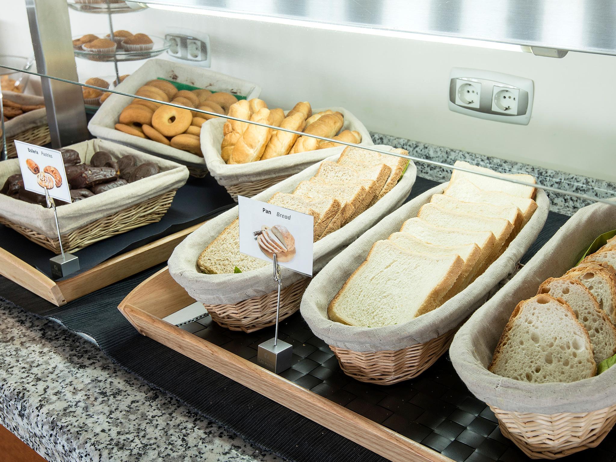 Hotel Plaza Las Matas Las Rozas de Madrid Εξωτερικό φωτογραφία