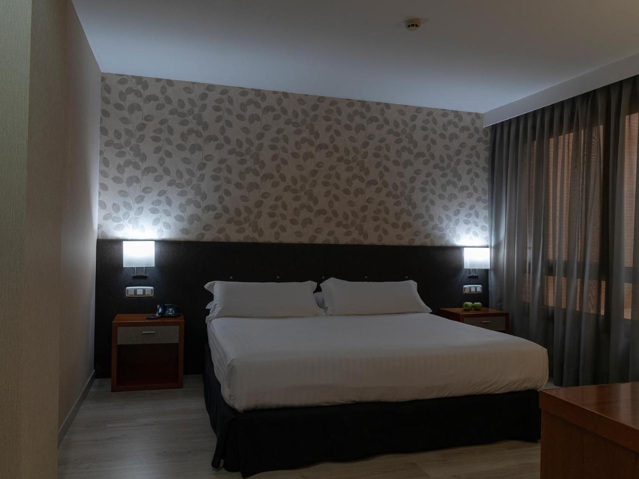 Hotel Plaza Las Matas Las Rozas de Madrid Εξωτερικό φωτογραφία