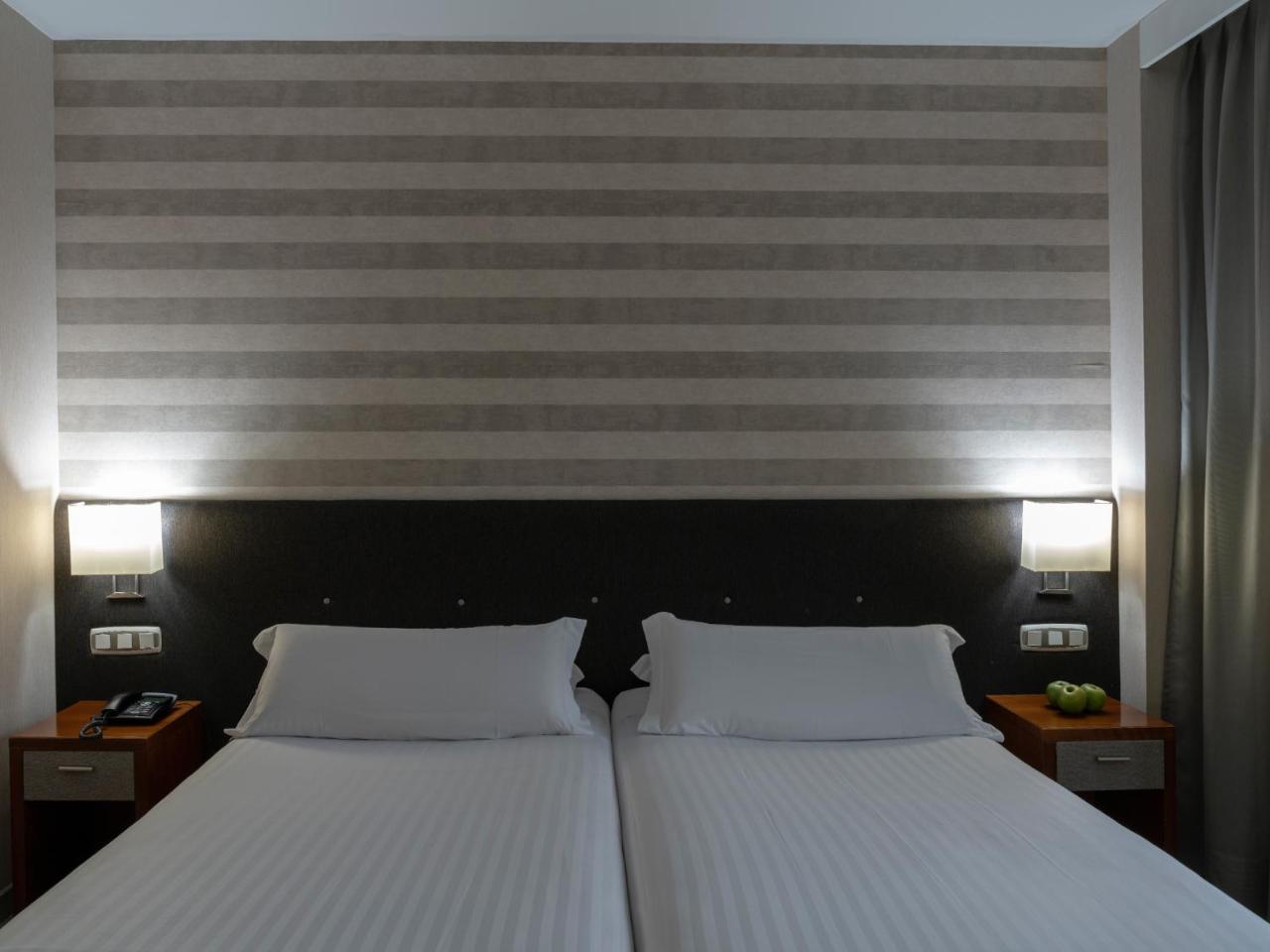 Hotel Plaza Las Matas Las Rozas de Madrid Εξωτερικό φωτογραφία