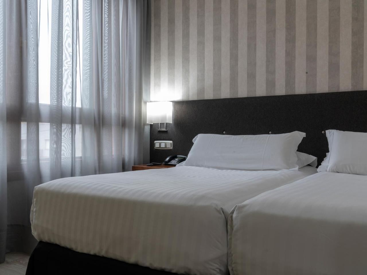 Hotel Plaza Las Matas Las Rozas de Madrid Εξωτερικό φωτογραφία
