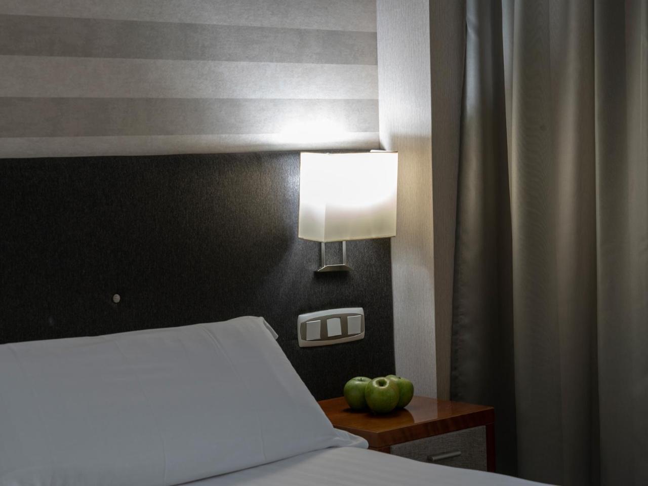Hotel Plaza Las Matas Las Rozas de Madrid Εξωτερικό φωτογραφία