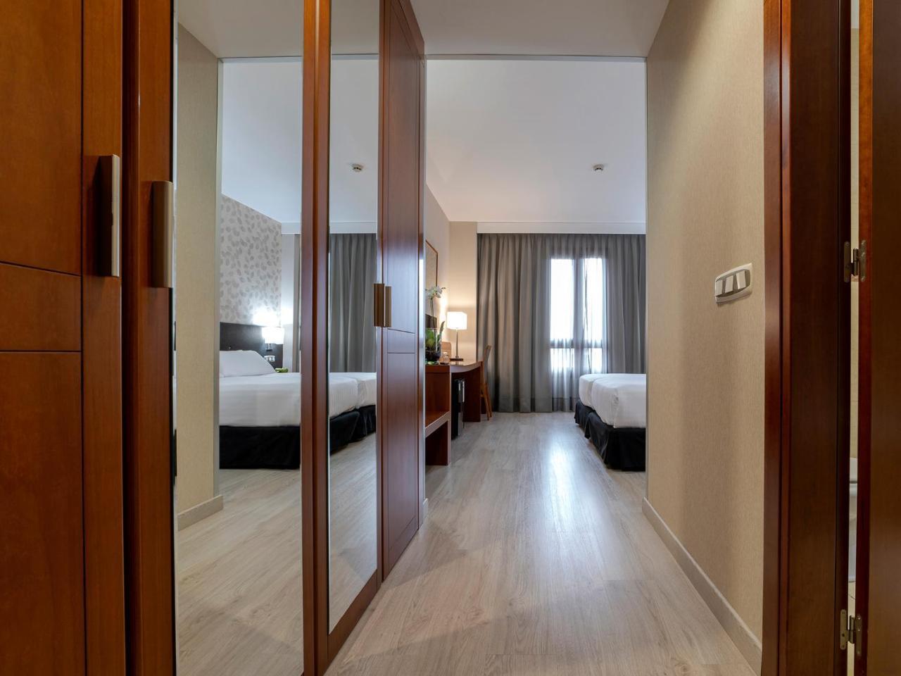 Hotel Plaza Las Matas Las Rozas de Madrid Εξωτερικό φωτογραφία
